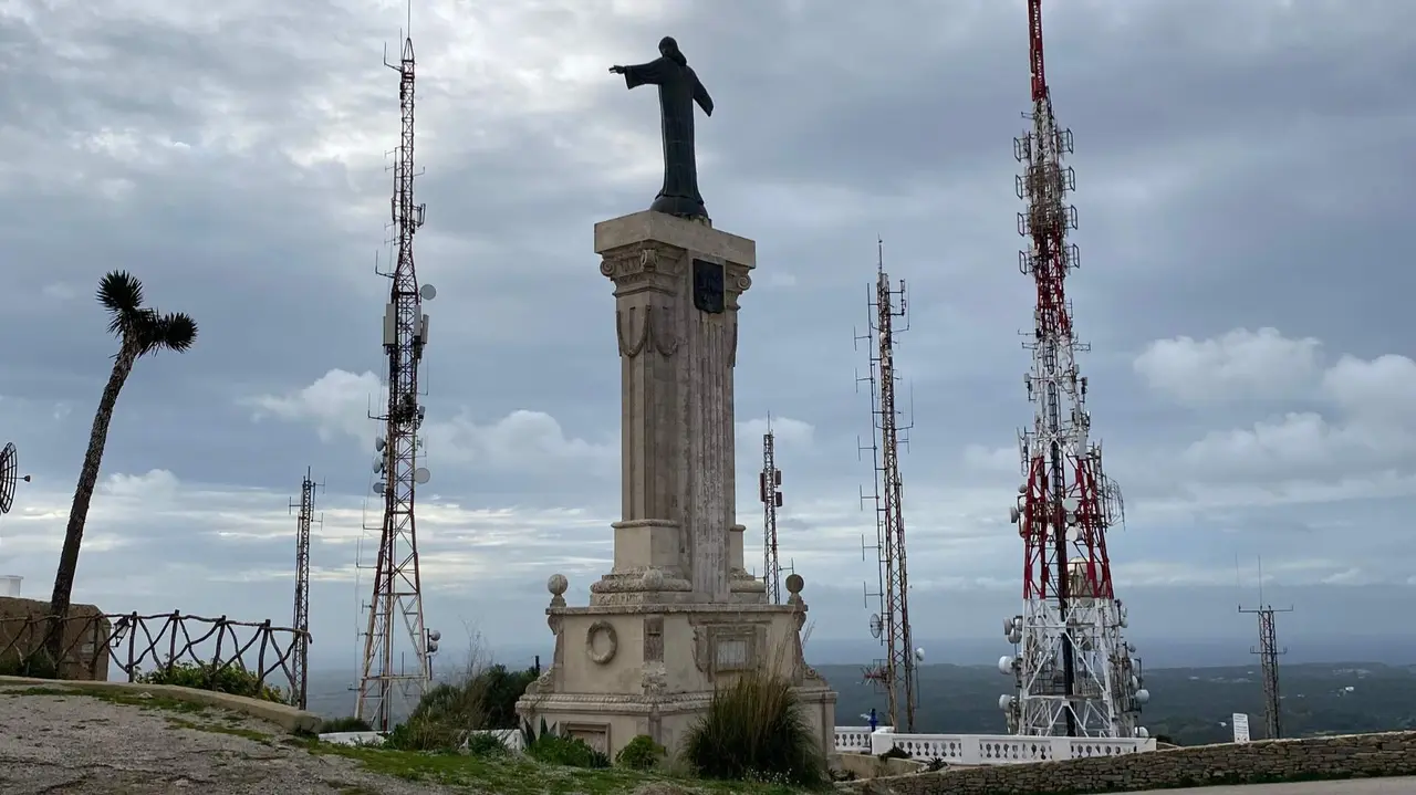 El centre emissor d&rsquo;El Toro, on es va produir la incid&egrave;ncia el&egrave;ctrica
